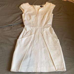 Guess Marciano Size 0; White Rayon/Spandex dress
